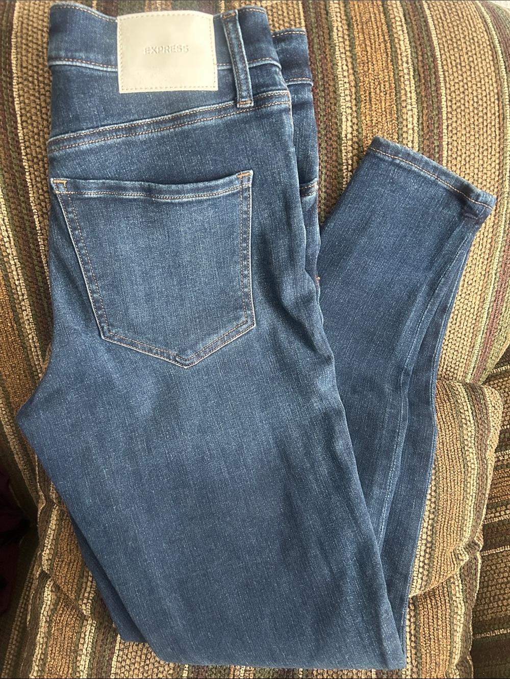 EXPRESS Midwash Blue Skinny Jeans